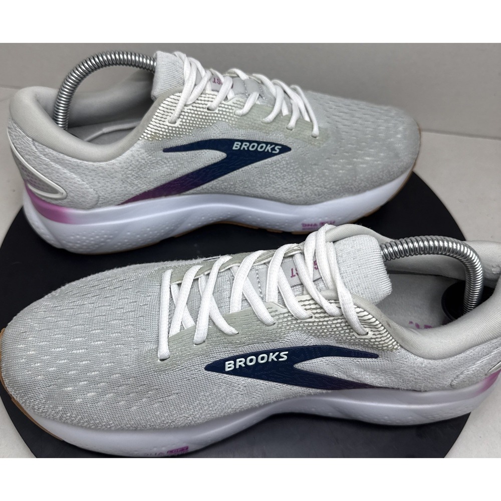 Brooks Ghost 16 White Blue Light Grey Women's Size 10.5 D Running Walking Shoes - Picture 7 of 12